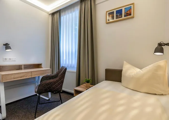 Auto-parkhotel St Pauli Hotel